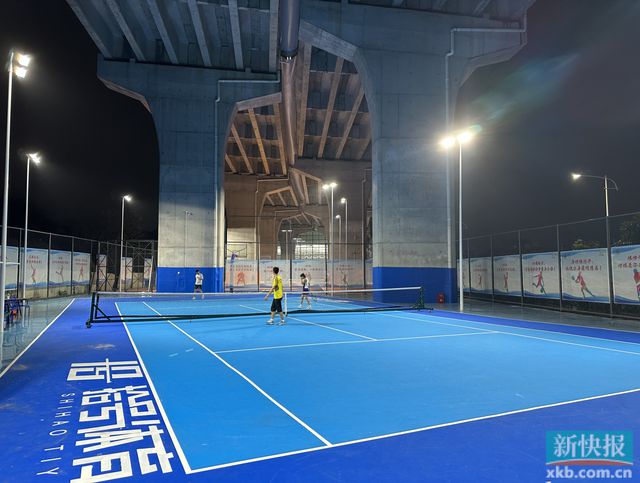 JBO竞博入口增辟公园、建立体育设备广州“活用”“巧用”桥下空间(图2)